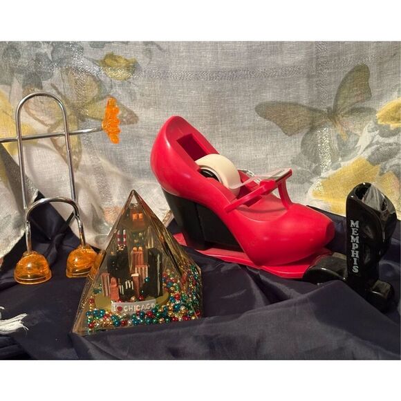 EUC Desk top accessories/Pencil‎ holder, tape dispenser, telephone holder, etc - Picture 1 of 16